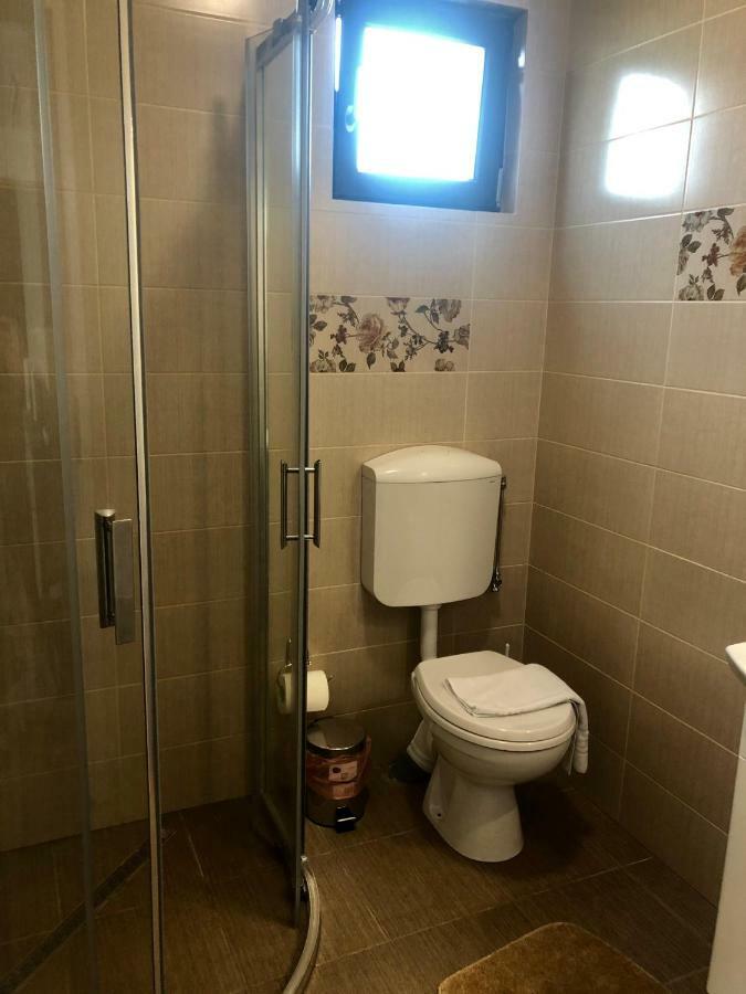 M13 Apartments Нэводари Экстерьер фото